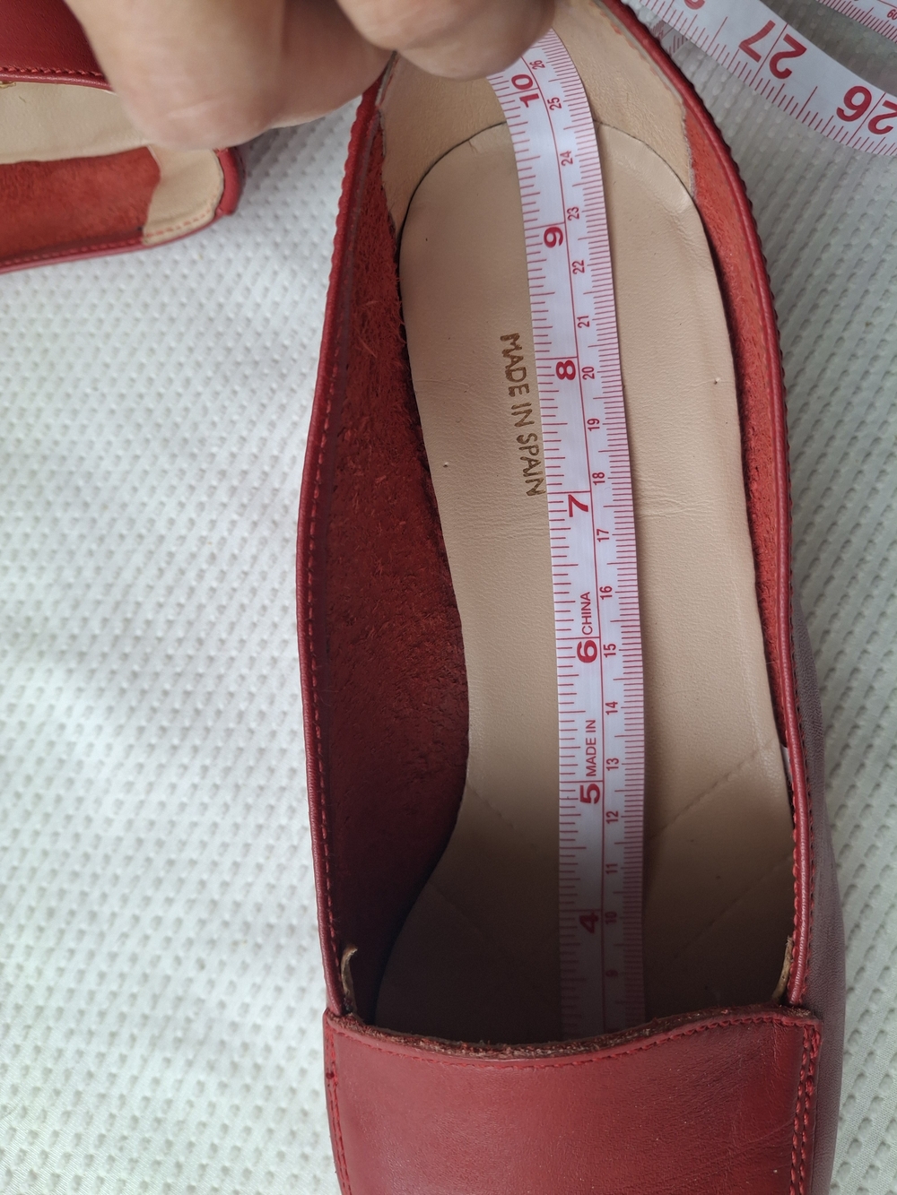 Red leather D'Chicas low-heeled loafers, size 7,5 - Picture 7 of 7